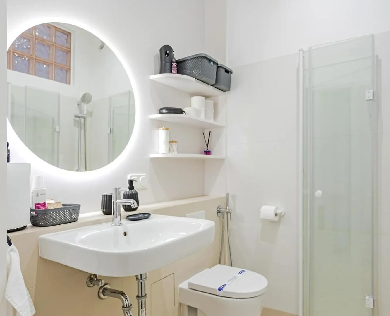Poznanska Point Apartamento Varsóvia