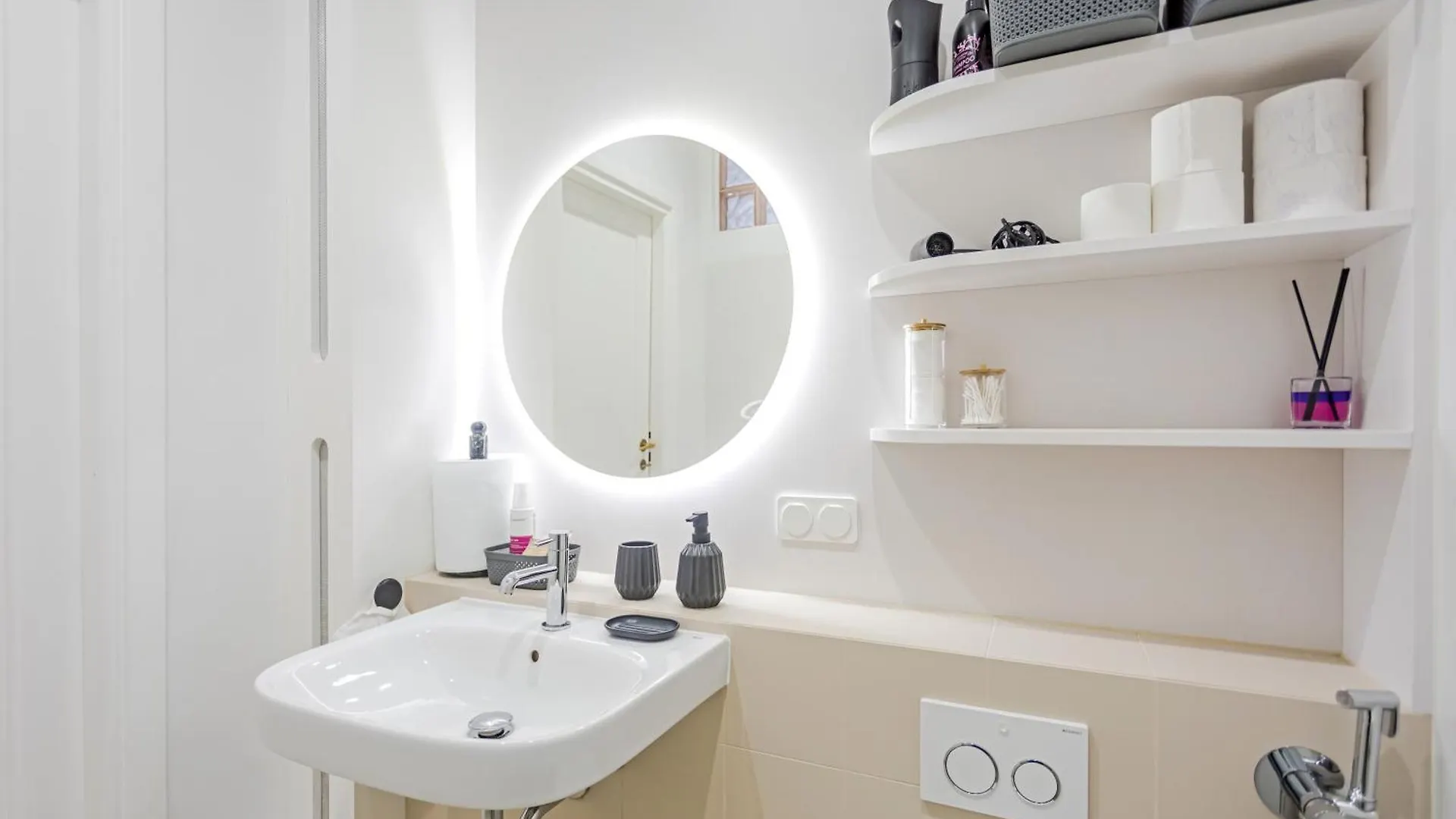 Poznanska Point Apartamento Varsóvia Polónia